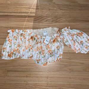 NWT LULULEMON PRIVACY PLEASE ORANGE FLORAL OFF THROUGH SHOULDER MEDIUM CROPPED
